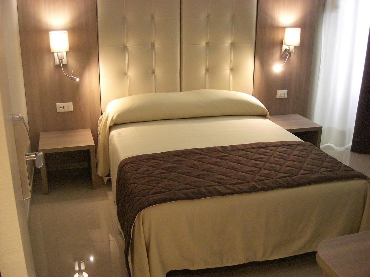 Hotel Bel Soggiorno ジェノヴァ エクステリア 写真