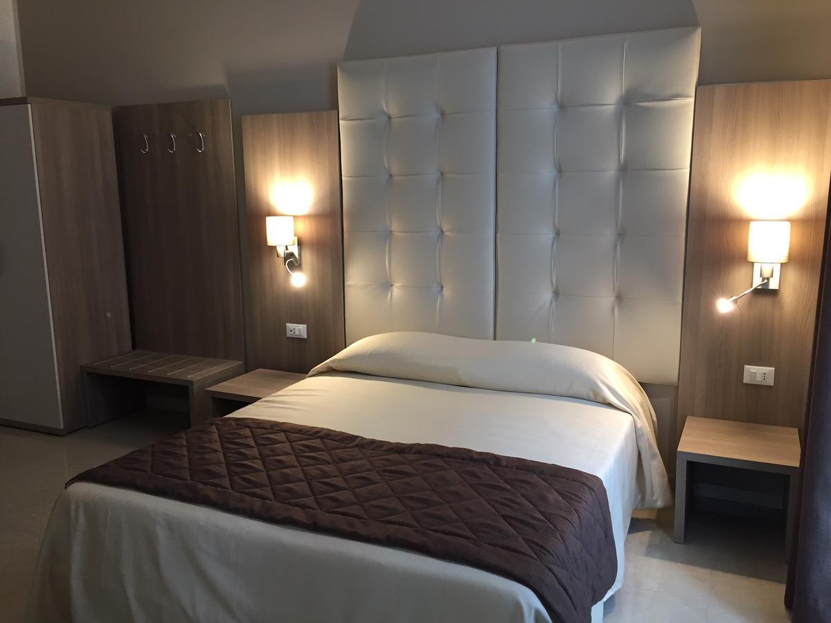 Hotel Bel Soggiorno ジェノヴァ エクステリア 写真